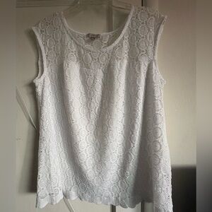 Roz & Ali White Lace Sleeveless Top